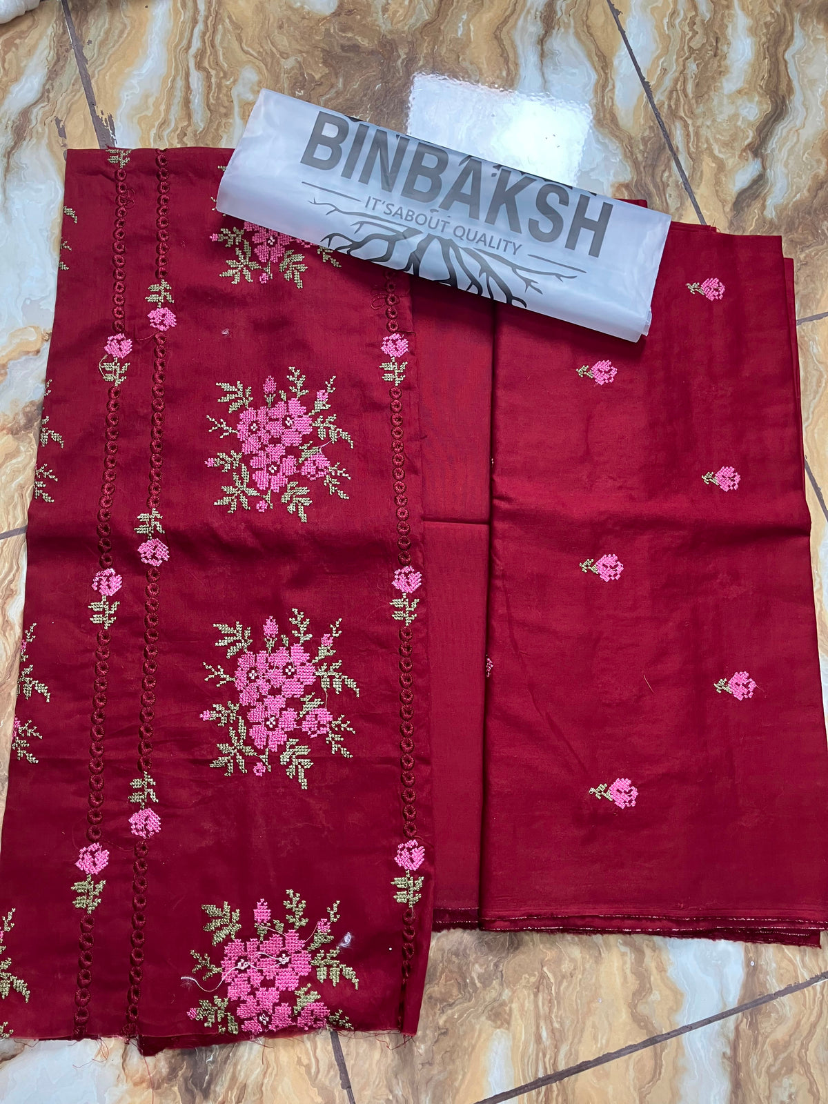 Luxury 2 Piece Thread Embroidered Lawn Unstitched Suit