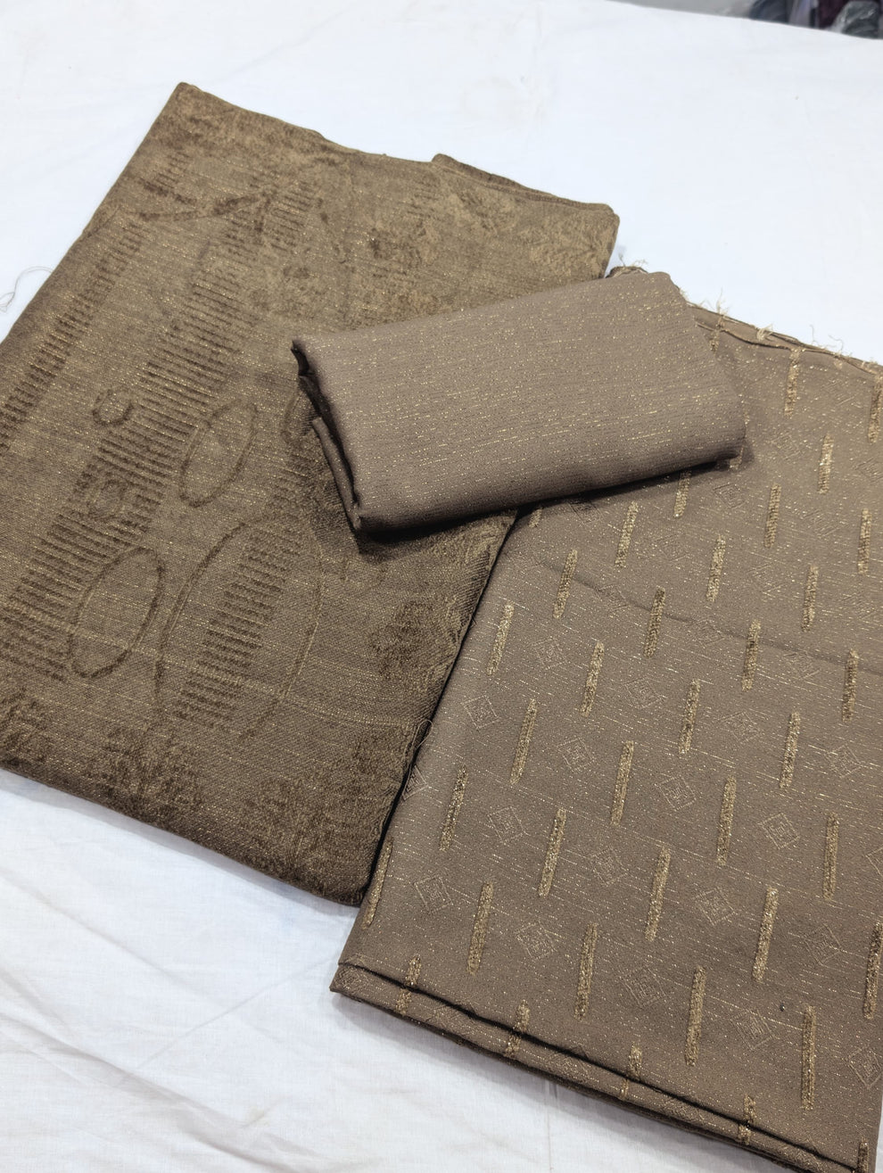 3PC PEACH LEATHER WITH HIGH QUALITY SELF DESIGN FLUFFY VELVET SHAWL EXPORT QUALITY WINTER COLLECTION (Pashmina Skin)