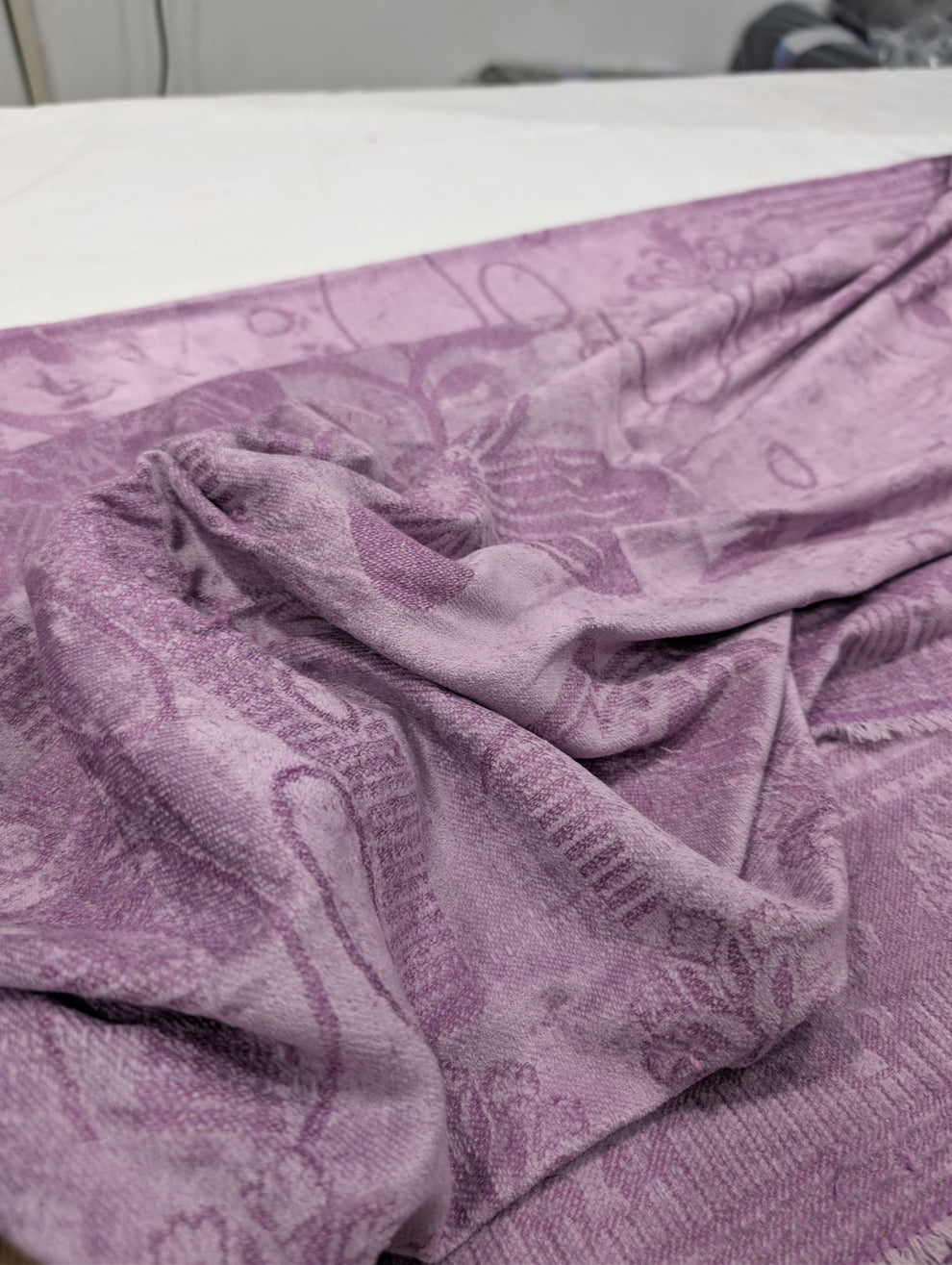 3PC PEACH LEATHER WITH HIGH QUALITY SELF DESIGN FLUFFY VELVET SHAWL EXPORT QUALITY WINTER COLLECTION (Lilac Colour)
